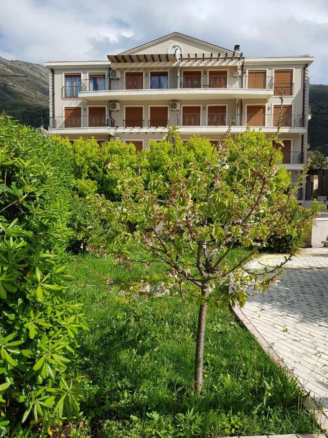 Apartamento Perla Di Boka Baošići Exterior foto